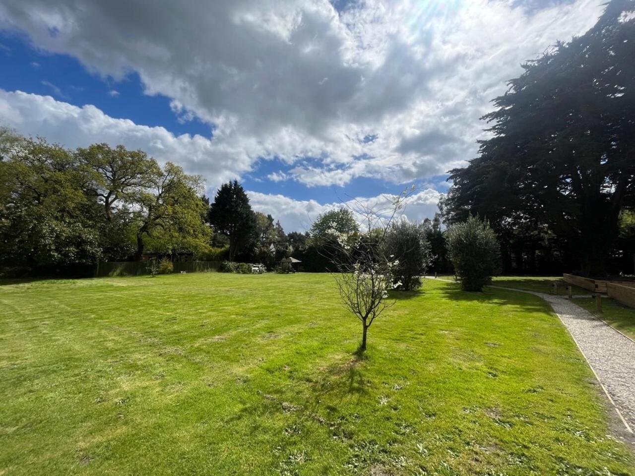 Little Paddock Ringwood Exterior foto